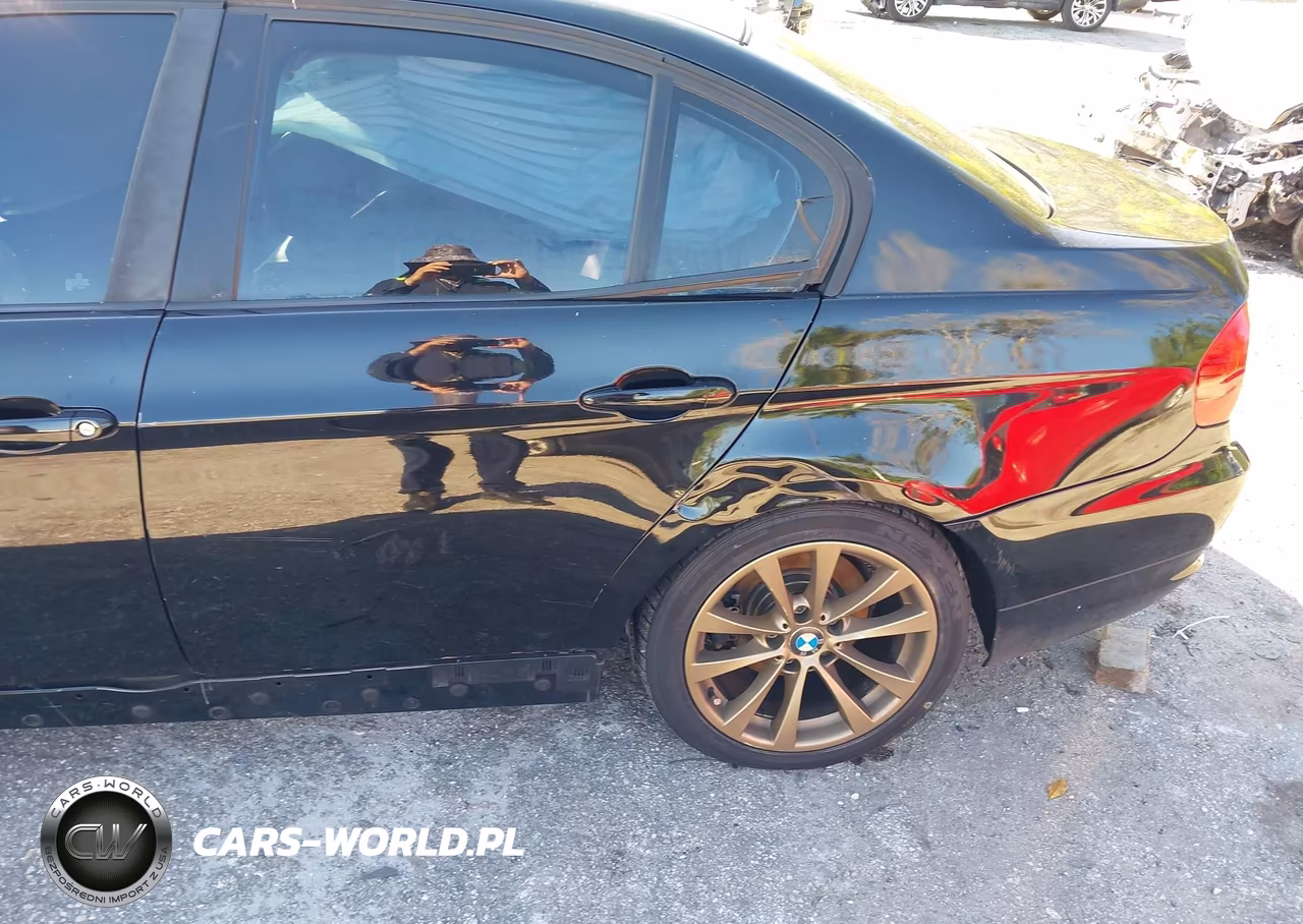 2010 BMW 328I VIN:WBAPH7G59ANM51351 - 14