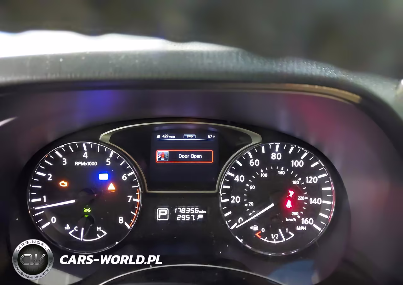 2014 Nissan Pathfinder Platinum VIN:5N1AR2MM8EC681285 - 7