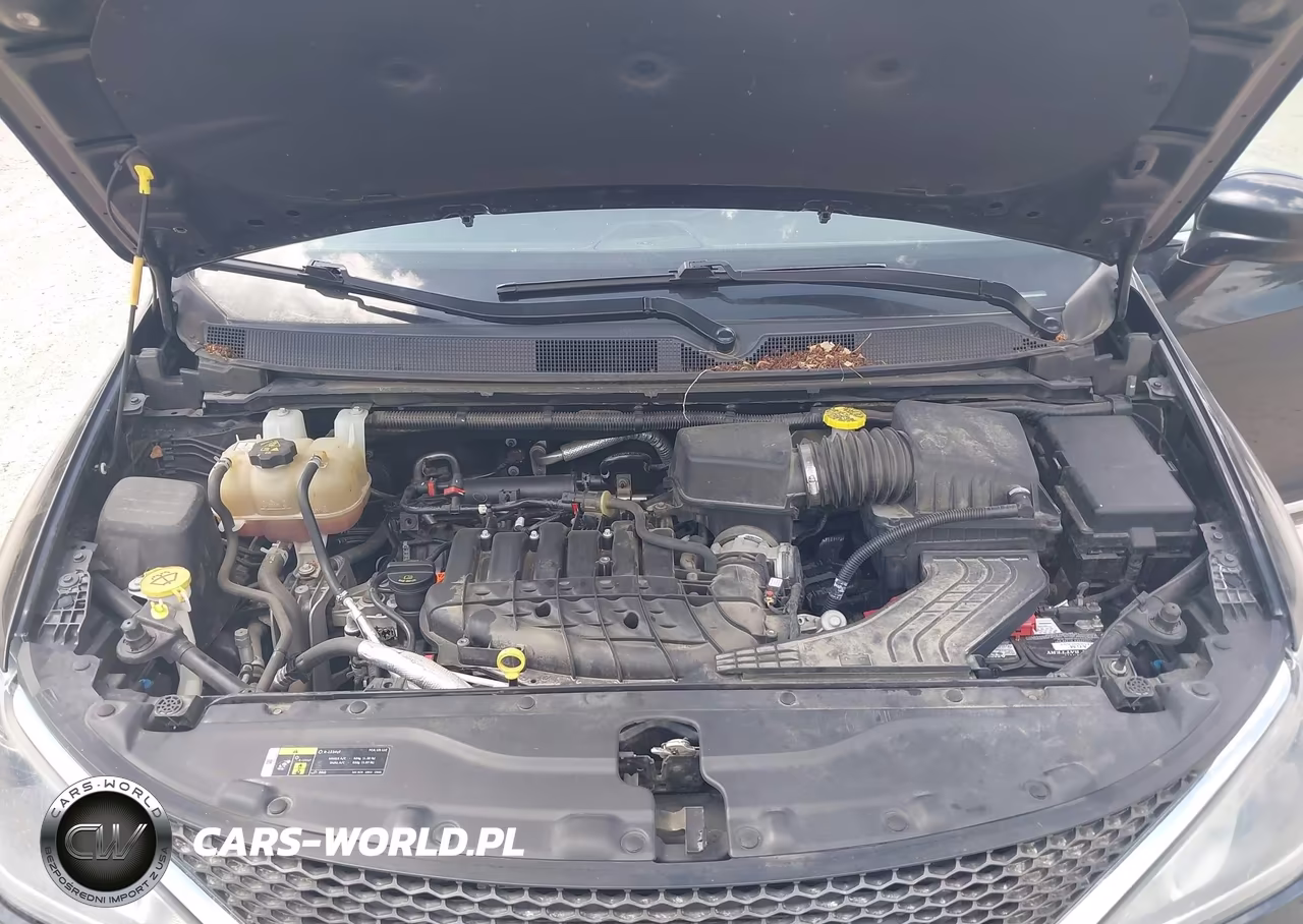 2019 Chrysler Pacifica Touring L VIN:2C4RC1BG1KR651550 - 10