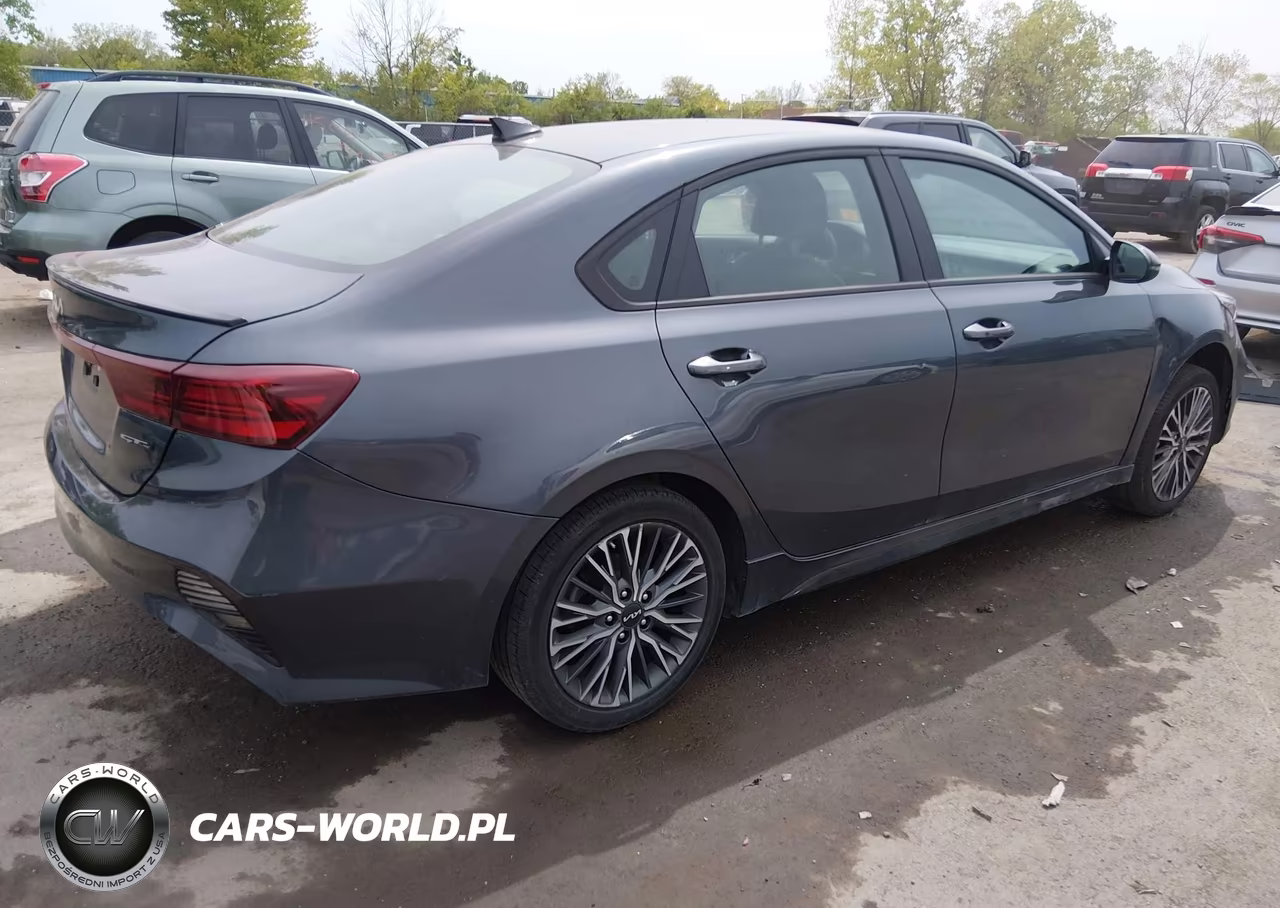 2023 Kia Forte Gt-Line VIN:3KPF54AD9PE598594 - 4