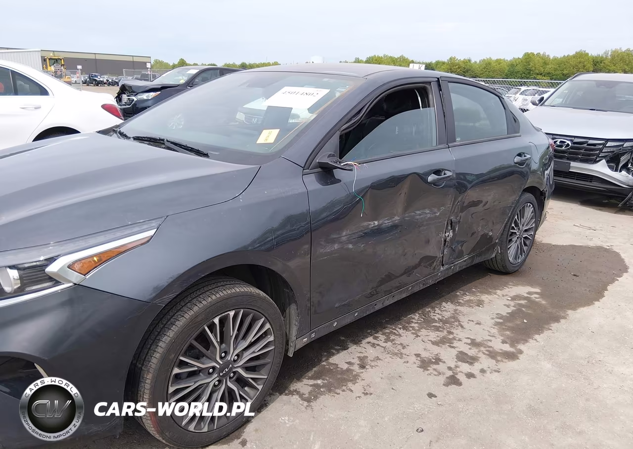 2023 Kia Forte Gt-Line VIN:3KPF54AD9PE598594 - 6