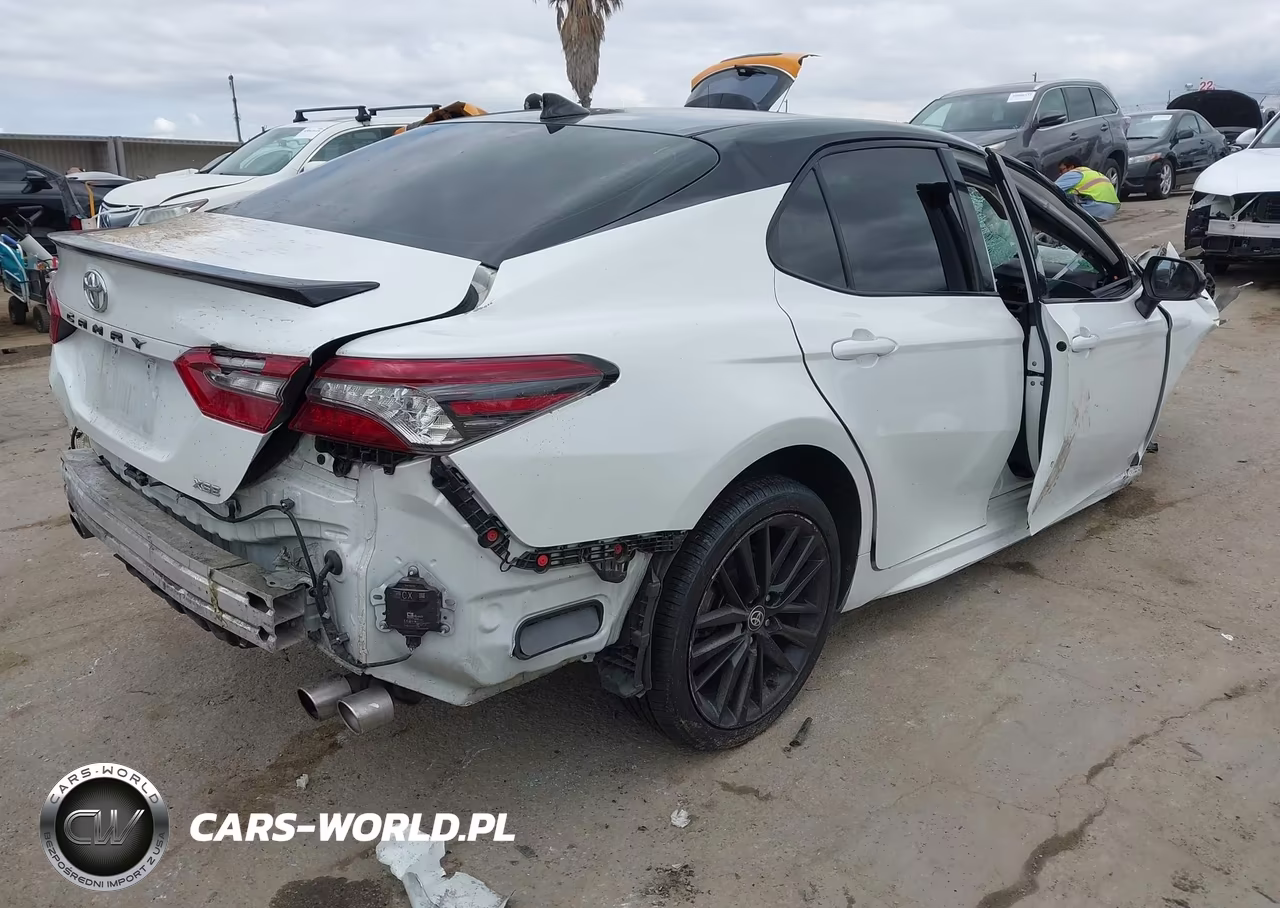 2021 Toyota Camry Xse VIN:4T1K61AK3MU428037 - 4