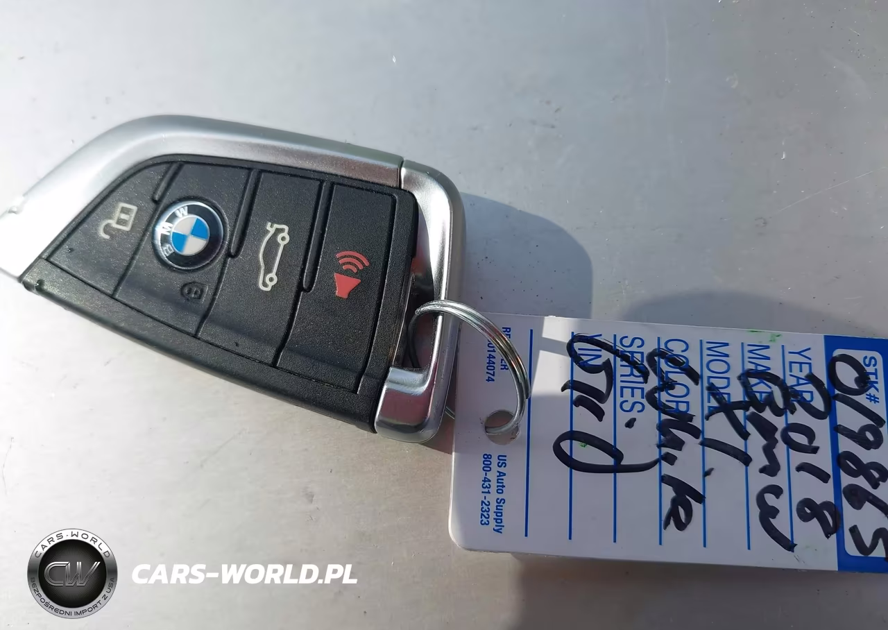 2018 BMW X1 xDrive28I VIN:WBXHT3C32J5L30618 - 11