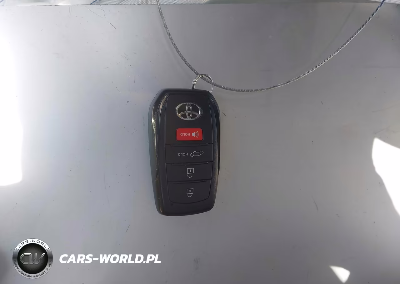 2025 Toyota Grand Highlander Xle VIN:5TDAAAB50SS077645 - 11