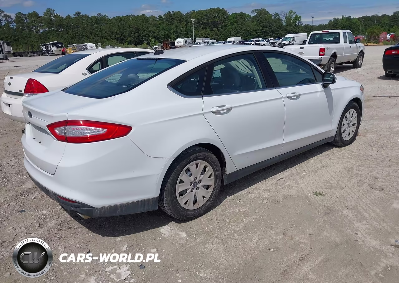 2014 Ford Fusion S VIN:1FA6P0G76E5369146 - 4