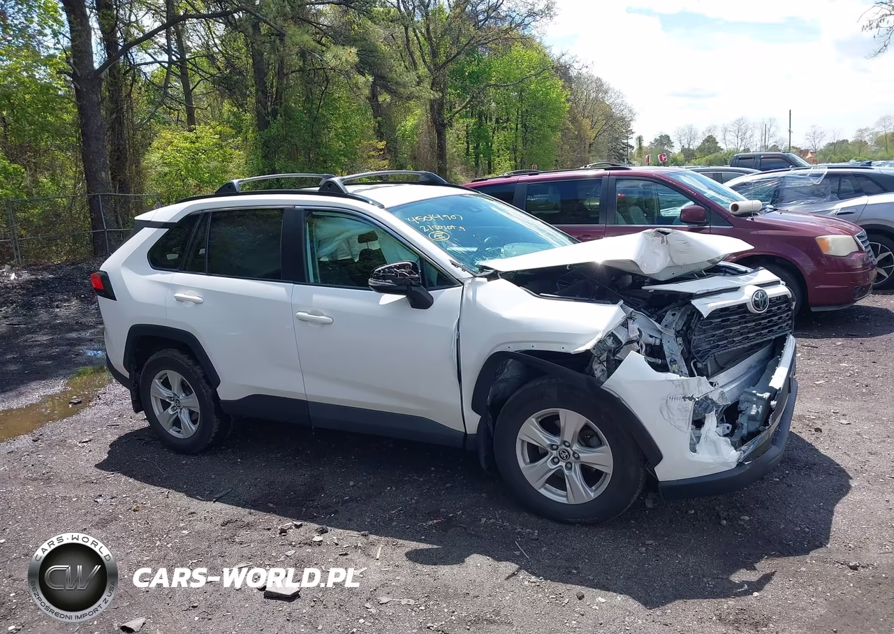 2021 Toyota Rav4 Xle VIN:2T3P1RFV2MC232072 - 13