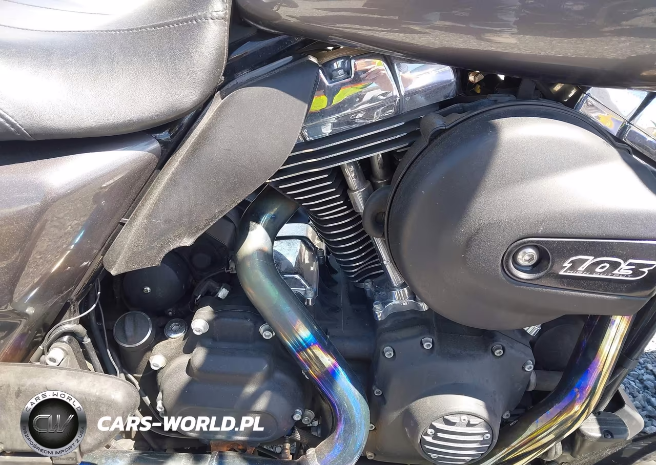 2014 Harley-Davidson Flhx Street Glide VIN:1HD1KBM10EB702083 - 8