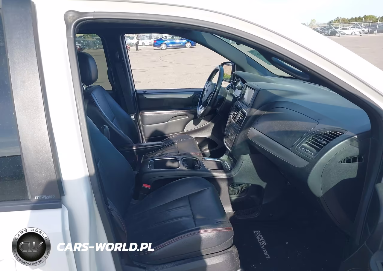2012 Dodge Grand Caravan R-T VIN:2C4RDGEG6CR389117 - 5