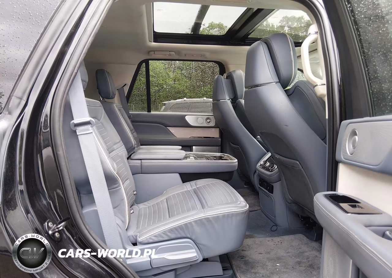 2019 Lincoln Navigator Black Label VIN:5LMJJ2TT6KEL26239 - 8