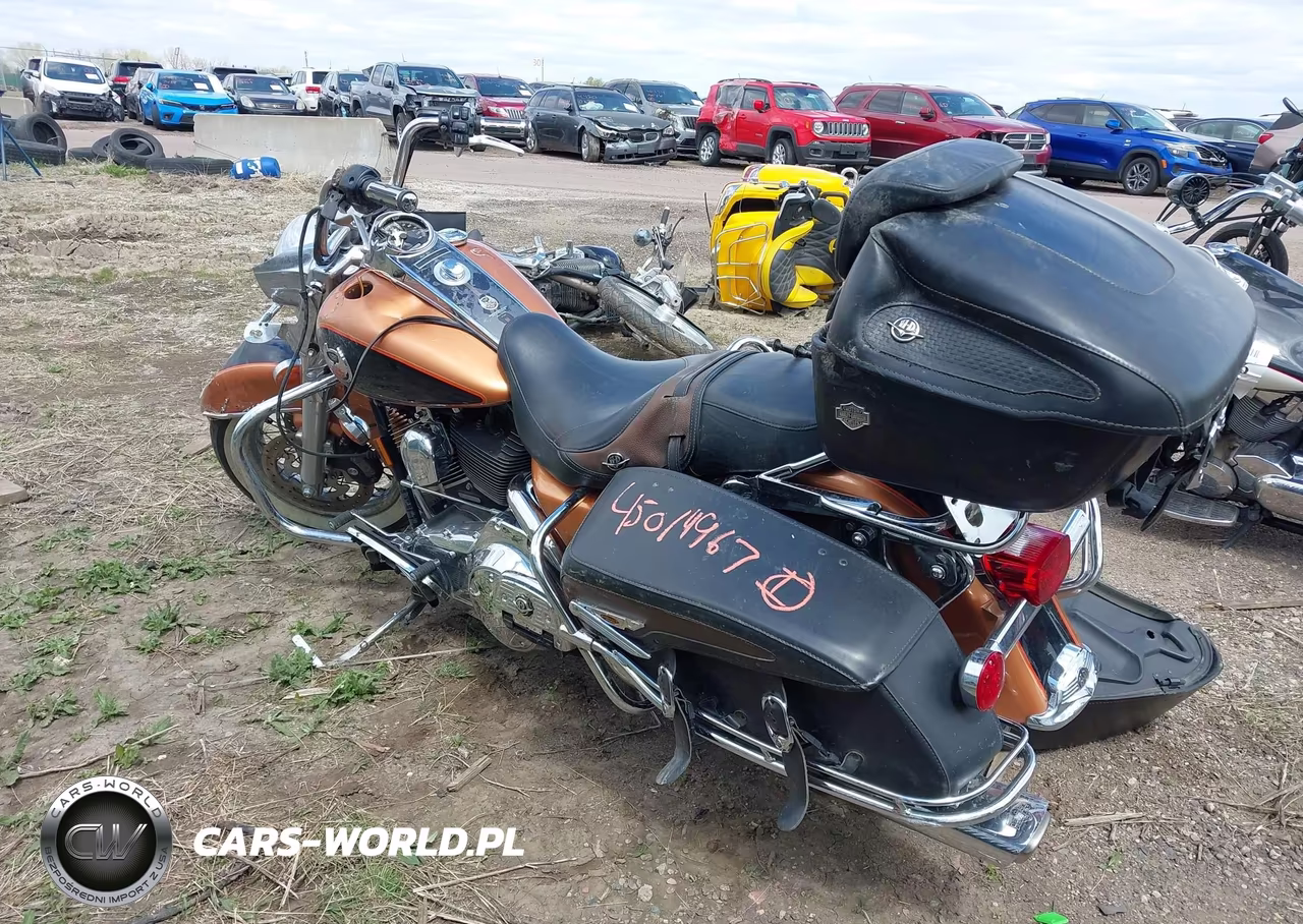 2008 Harley-Davidson Flhrc 105Th Anniversary Edition VIN:1HD1FR4428Y629971 - 3