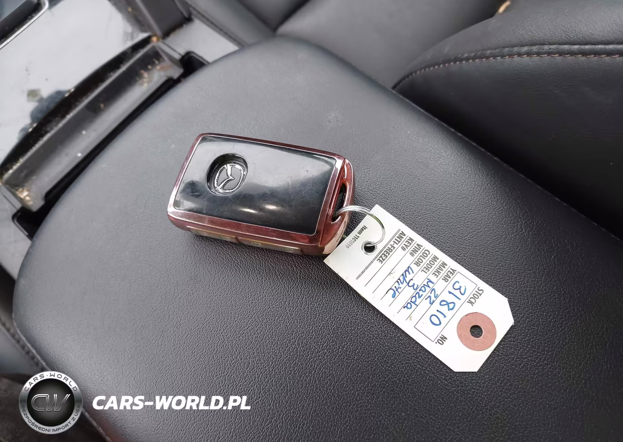 2022 Mazda Mazda3 Preferred VIN:3MZBPBCL6NM313559 - 11