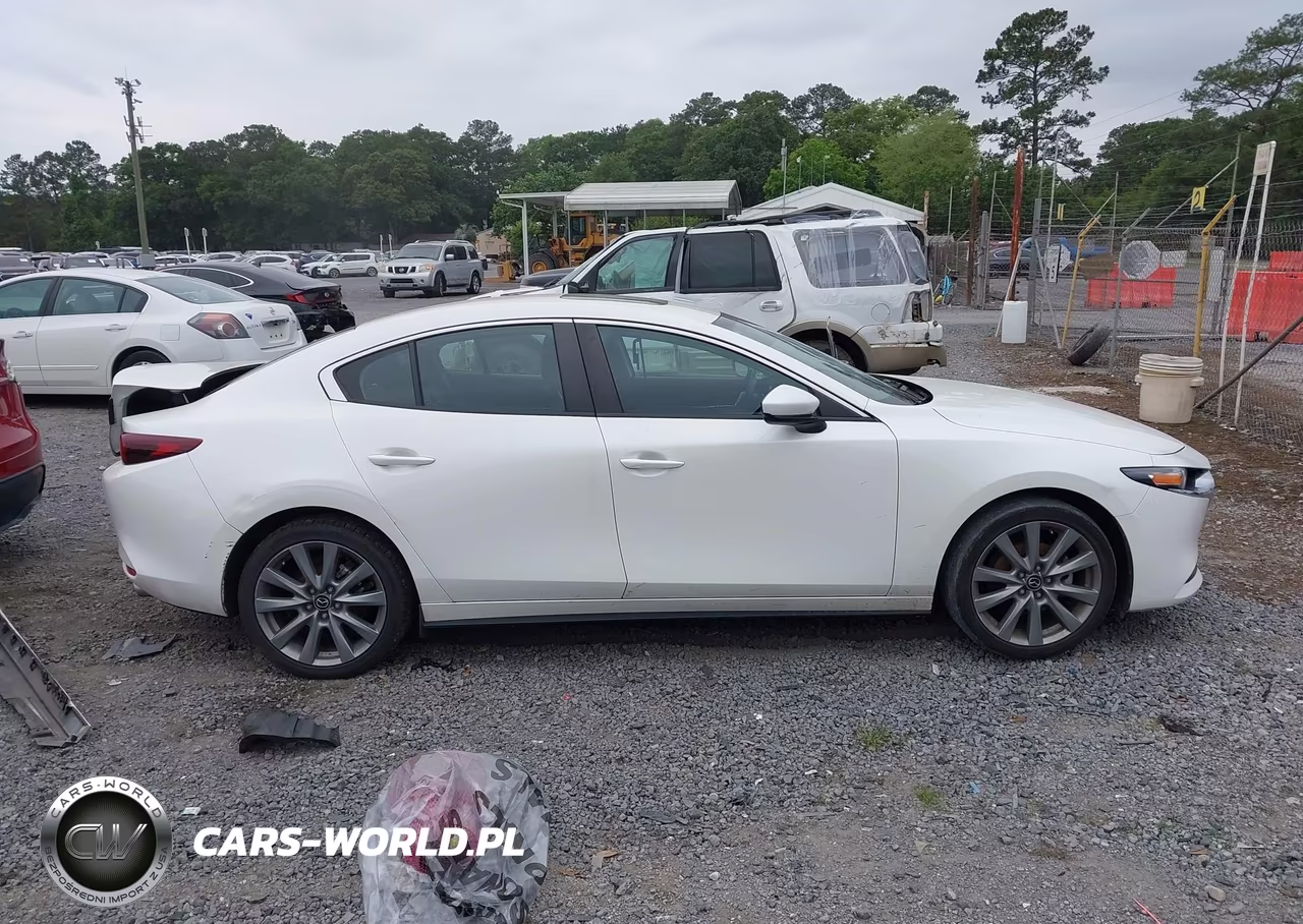 2022 Mazda Mazda3 Preferred VIN:3MZBPBCL6NM313559 - 13