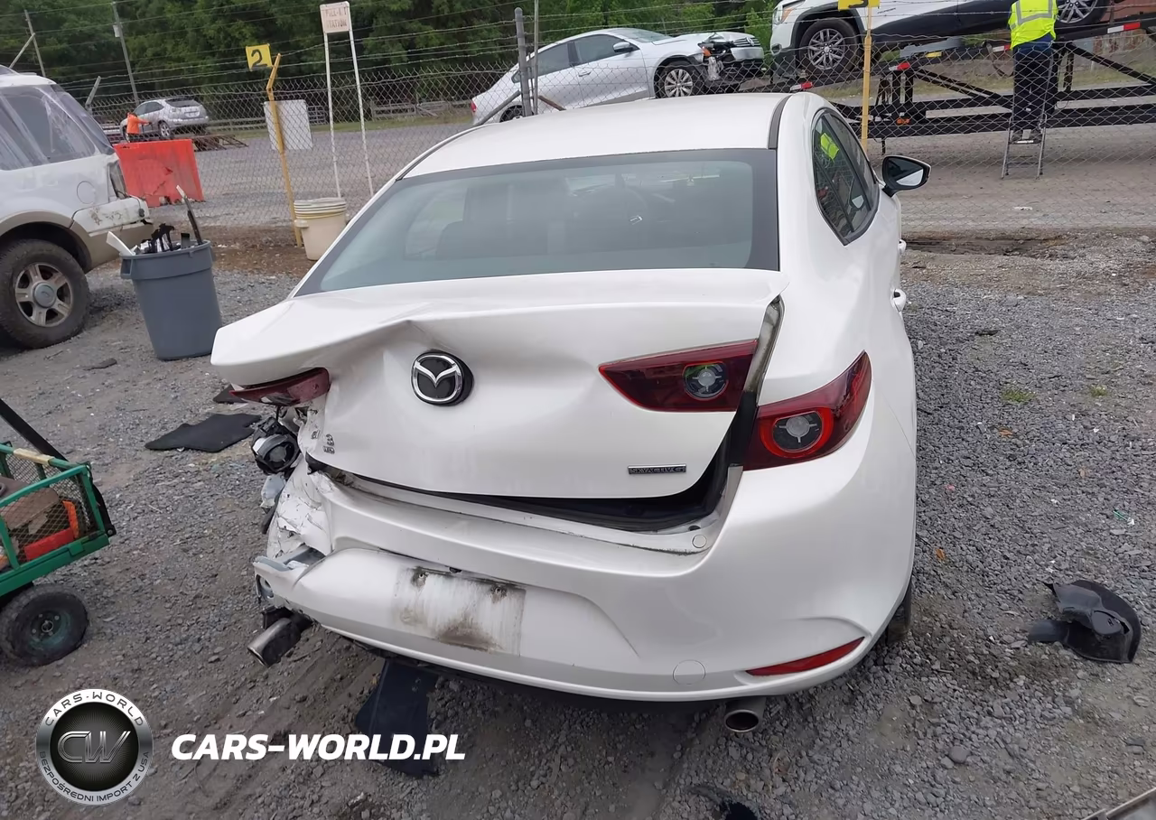 2022 Mazda Mazda3 Preferred VIN:3MZBPBCL6NM313559 - 16