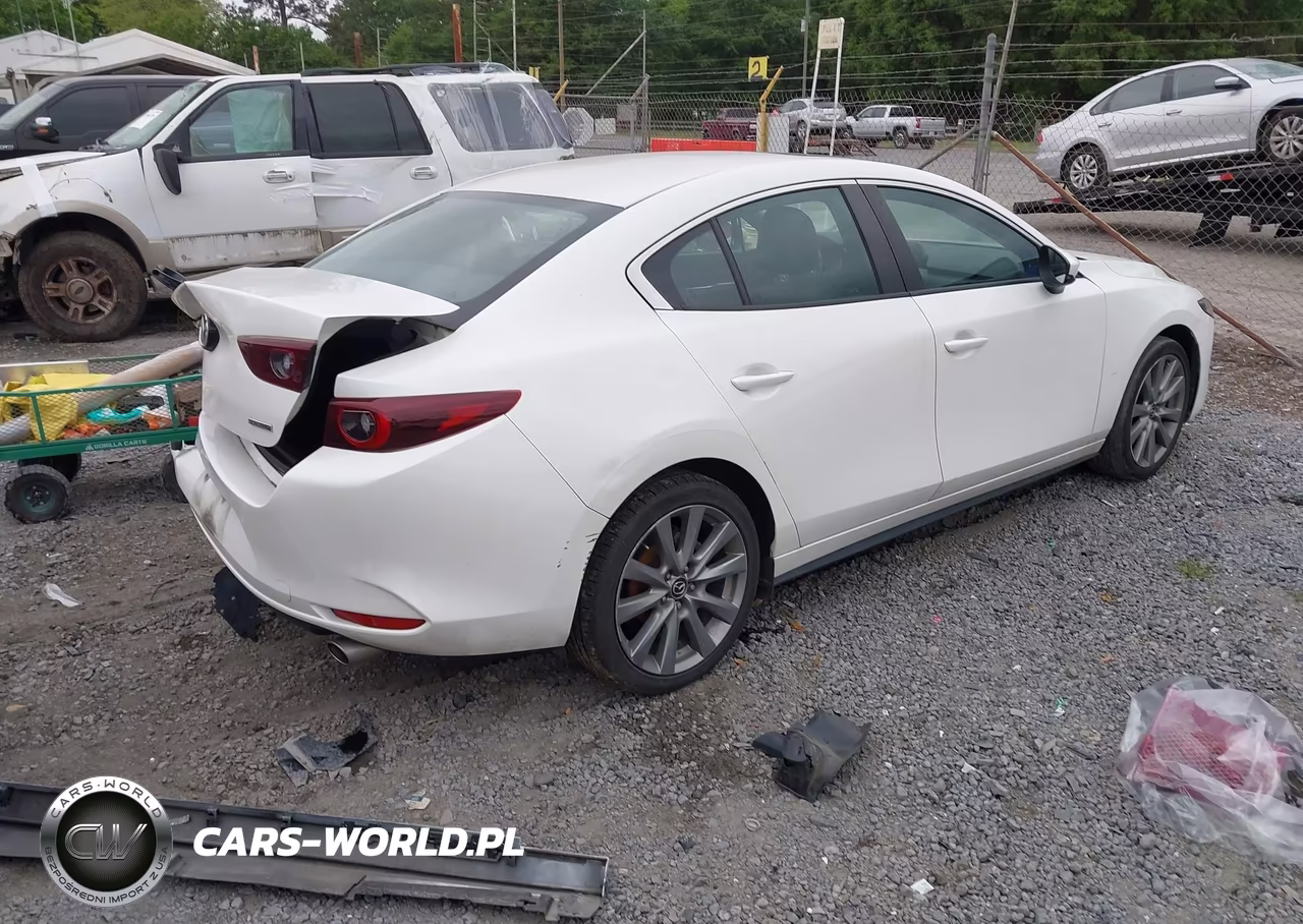 2022 Mazda Mazda3 Preferred VIN:3MZBPBCL6NM313559 - 4