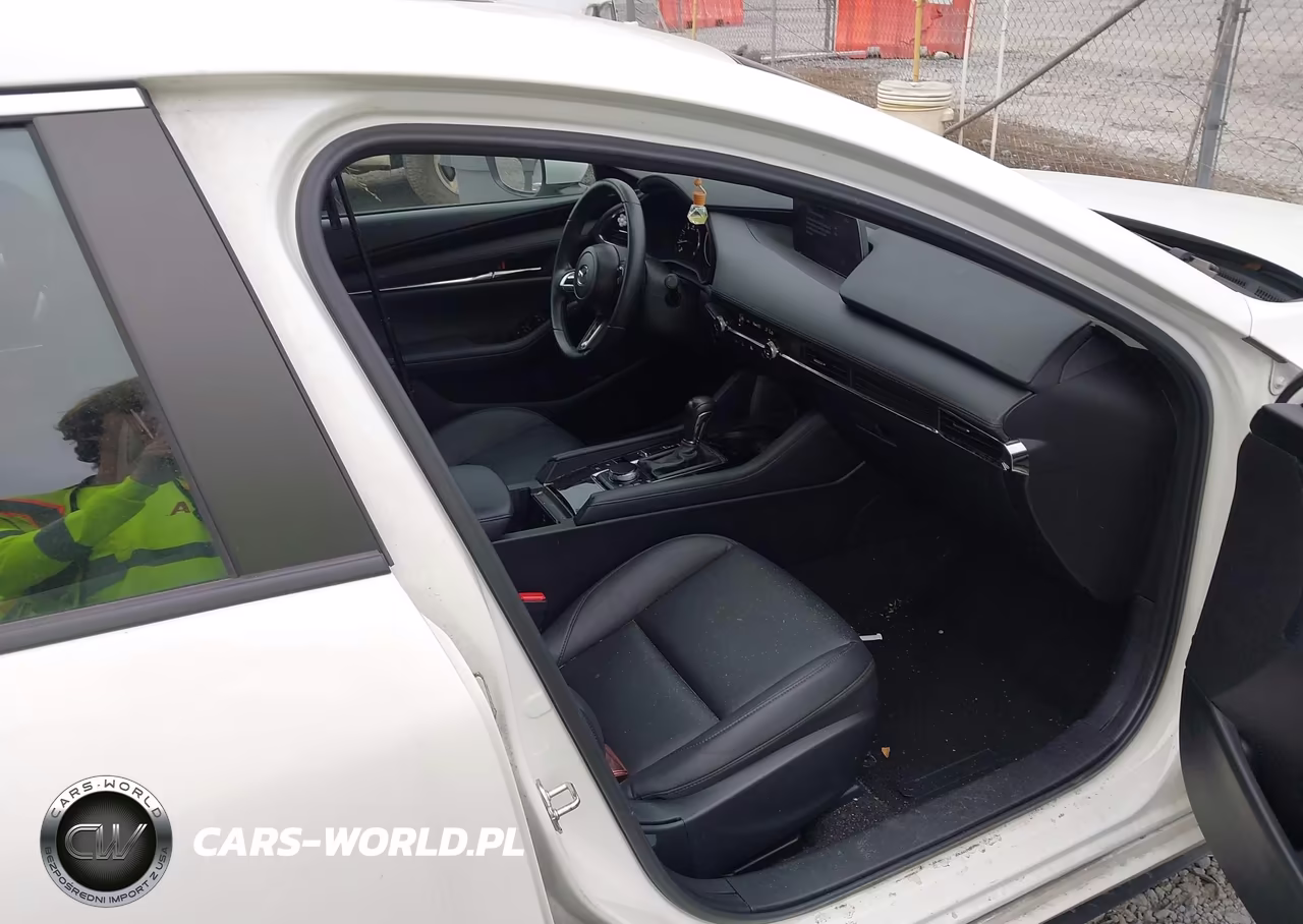 2022 Mazda Mazda3 Preferred VIN:3MZBPBCL6NM313559 - 5