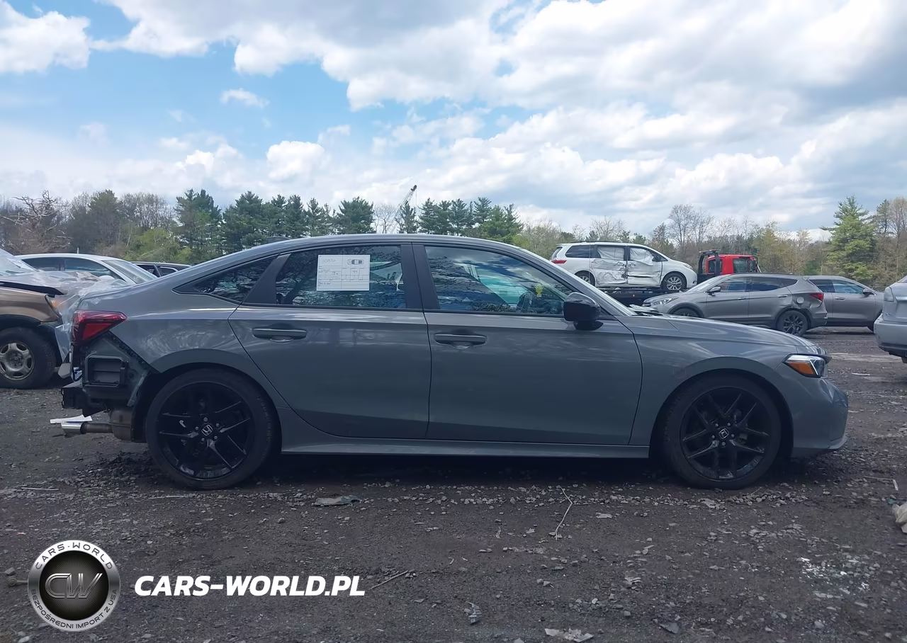 2025 Honda Civic Sport VIN:2HGFE2F58SH545003 - 13
