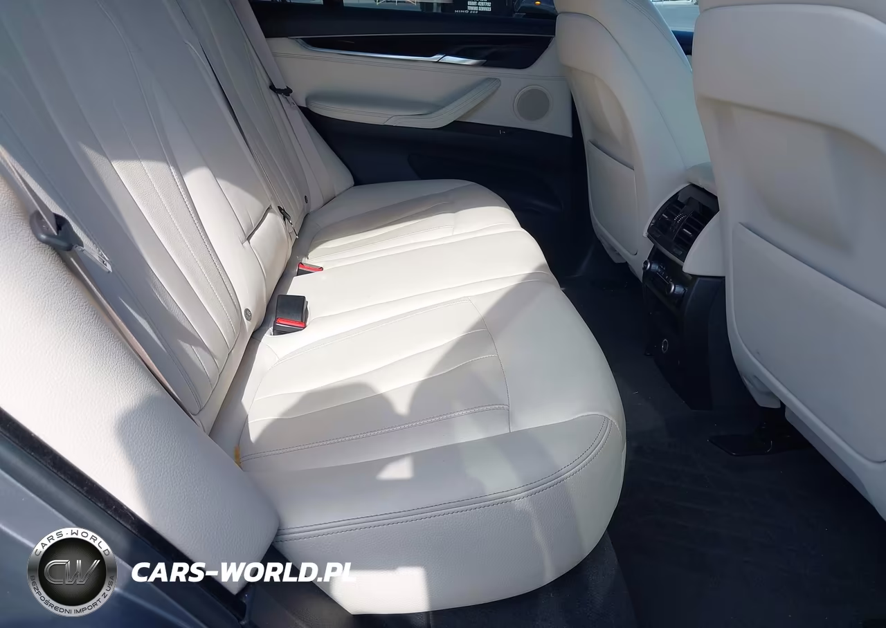 2018 BMW X5 xDrive35I VIN:5UXKR0C5XJL072554 - 8