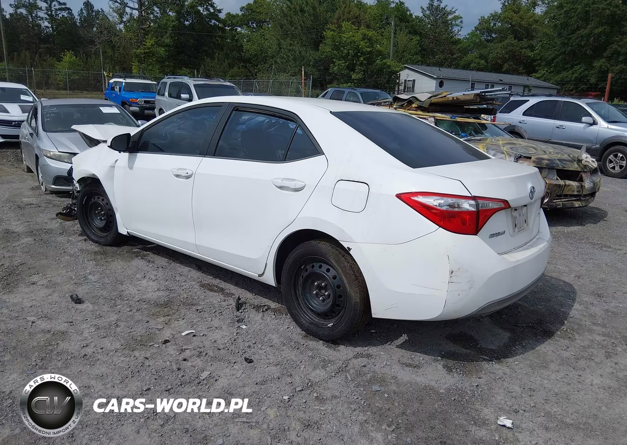 2016 Toyota Corolla Le VIN:2T1BURHE8GC671367 - 3