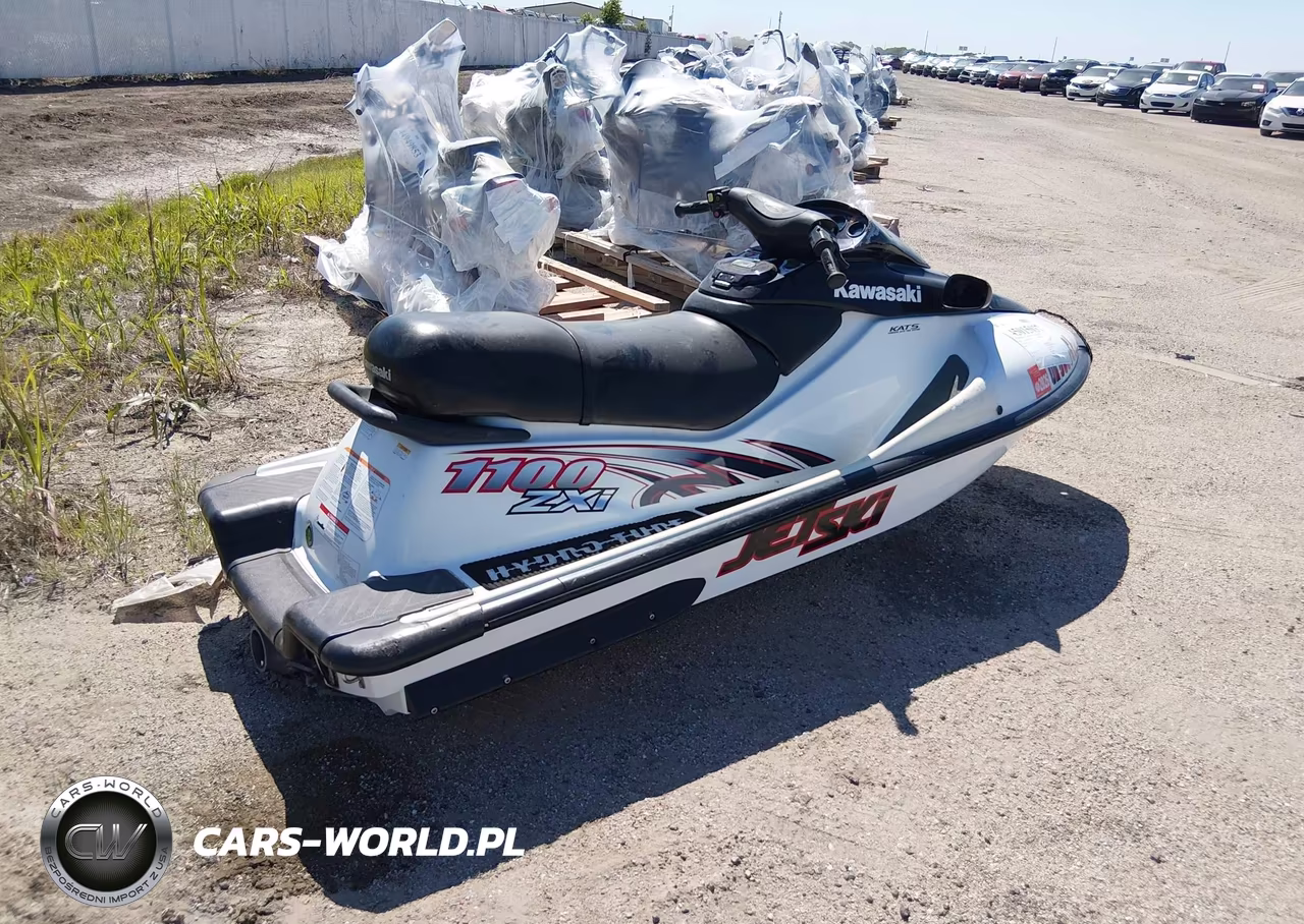 2001 Kawasaki Jet Ski 1100Zxi VIN:KAW30103G102 - 4