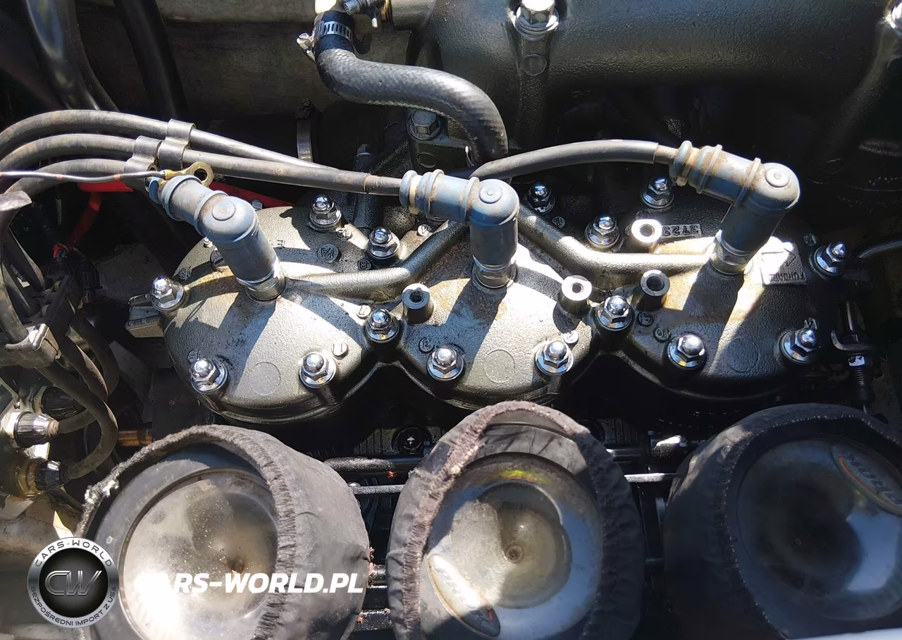 2001 Kawasaki Jet Ski 1100Zxi VIN:KAW30103G102 - 8