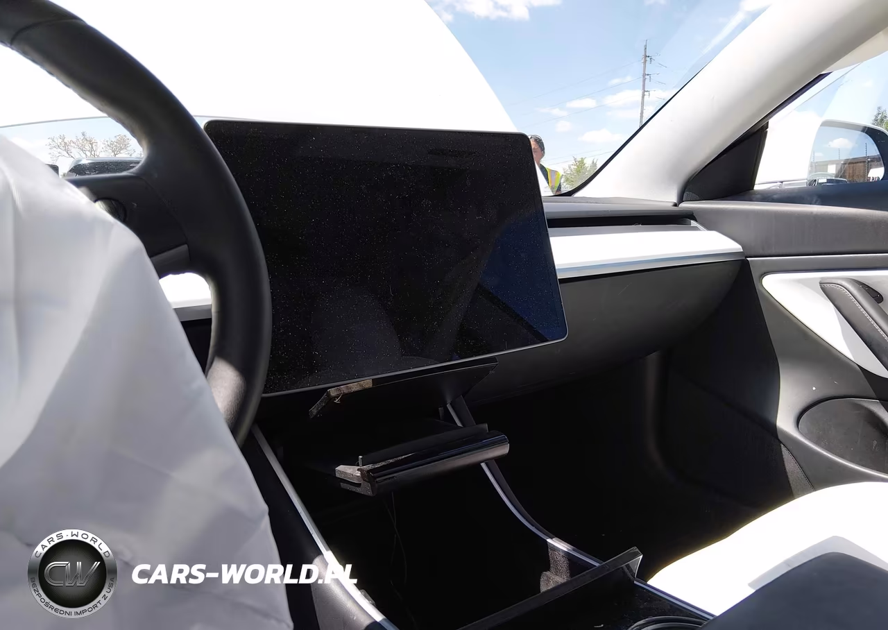 2020 Tesla Model 3 Long Range Dual Motor All-Wheel Drive VIN:5YJ3E1EB0LF651570 - 7