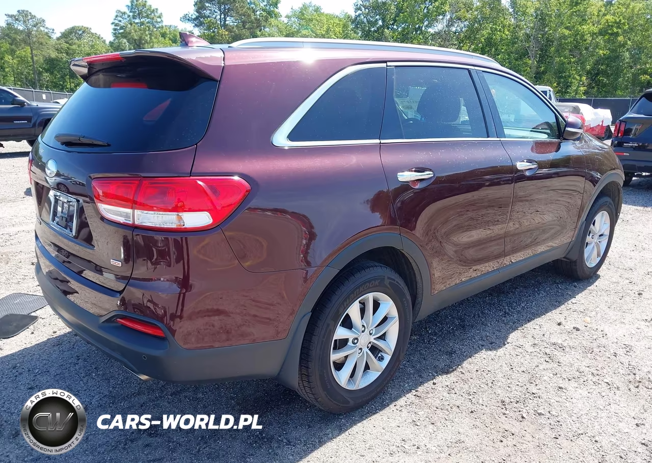 2017 Kia Sorento 2.4L Lx VIN:5XYPG4A35HG245845 - 4