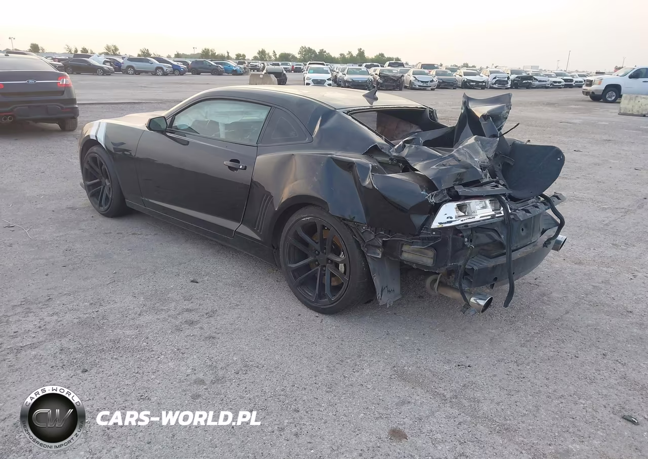 2015 Chevrolet Camaro 2Ss VIN:2G1FJ1EW3F9187798 - 3