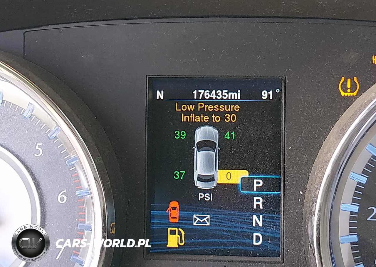 2014 Chrysler 300C Awd VIN:2C3CCAKT3EH170037 - 15