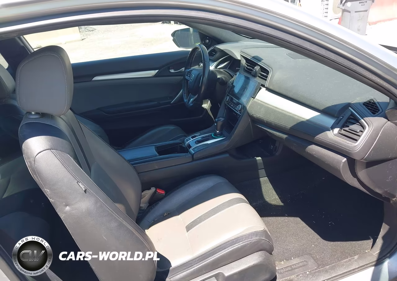 2017 Honda Civic Touring VIN:2HGFC3B93HH356868 - 5