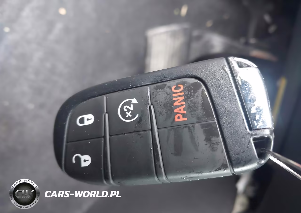 2025 Jeep Compass Latitude 4X4 VIN:3C4NJDBNXST569656 - 11