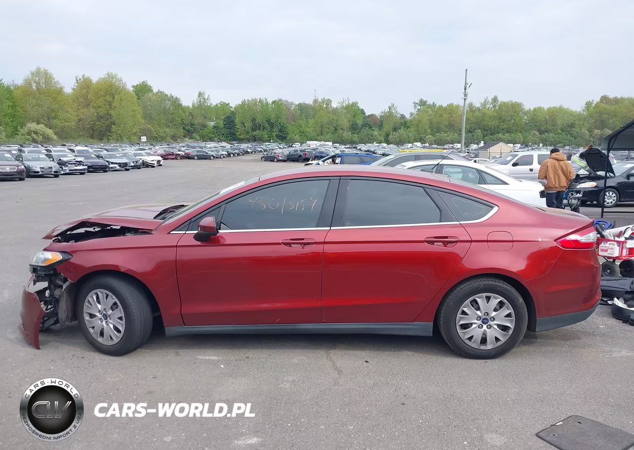 2014 Ford Fusion S VIN:3FA6P0G72ER263869 - 14