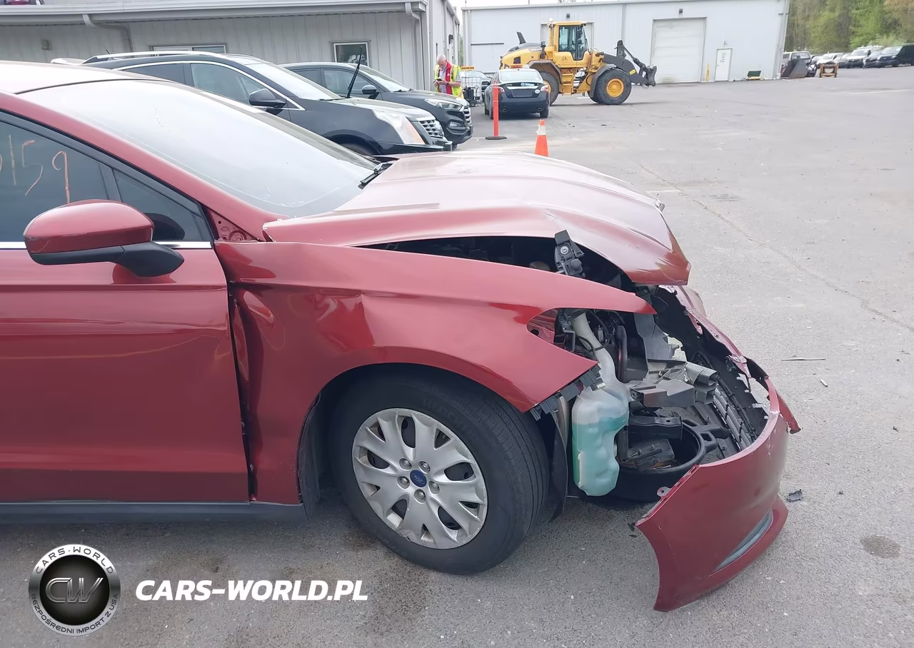 2014 Ford Fusion S VIN:3FA6P0G72ER263869 - 6