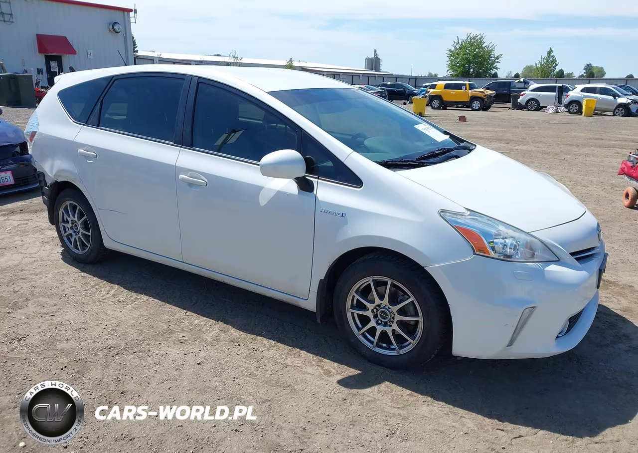 2014 Toyota Prius V Five