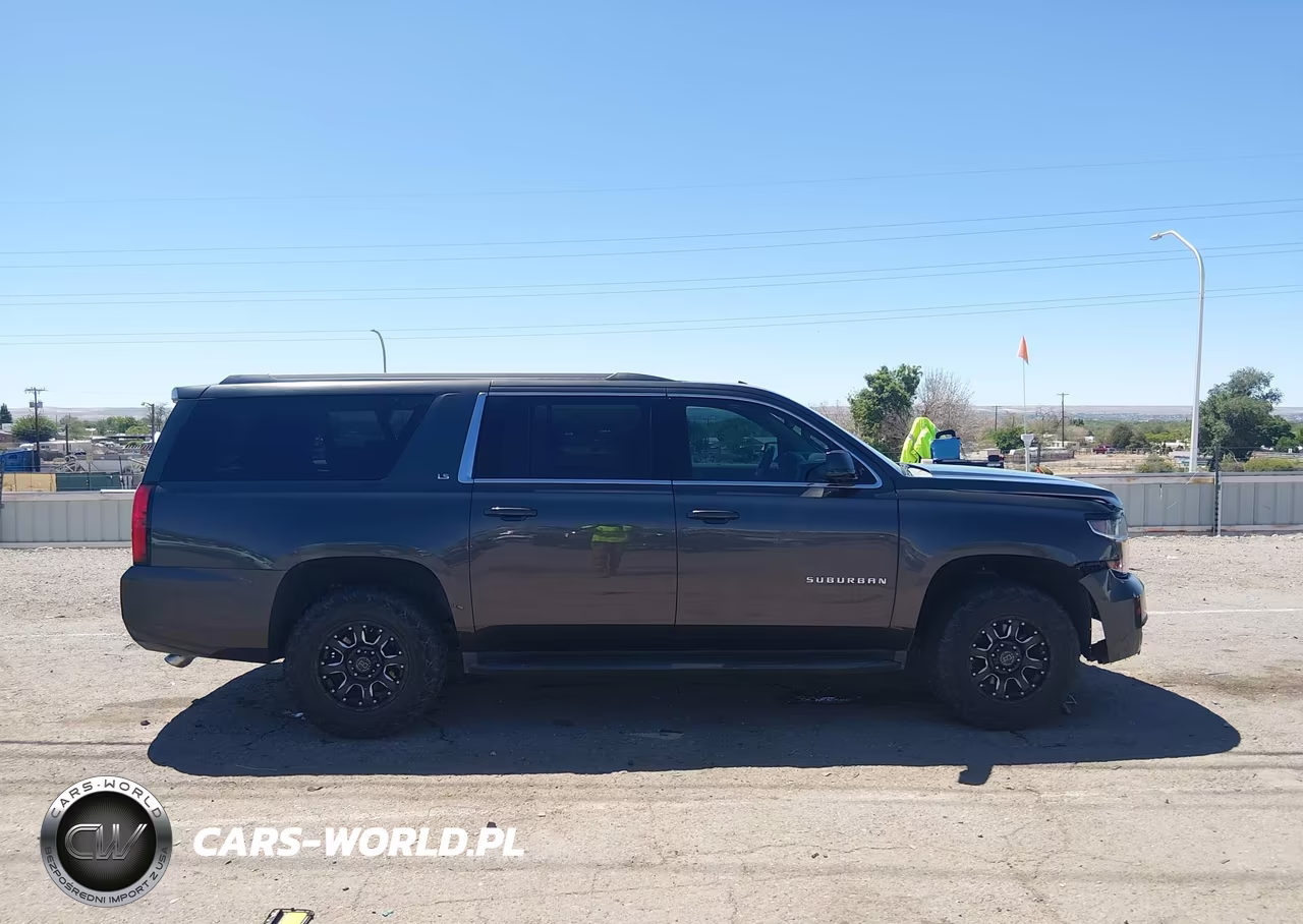 2016 Chevrolet Suburban Ls VIN:1GNSKGKC9GR462332 - 14