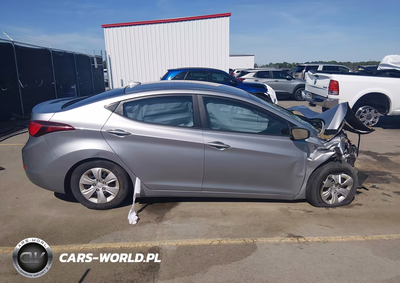 2016 Hyundai Elantra Se VIN:5NPDH4AE2GH710686 - 13