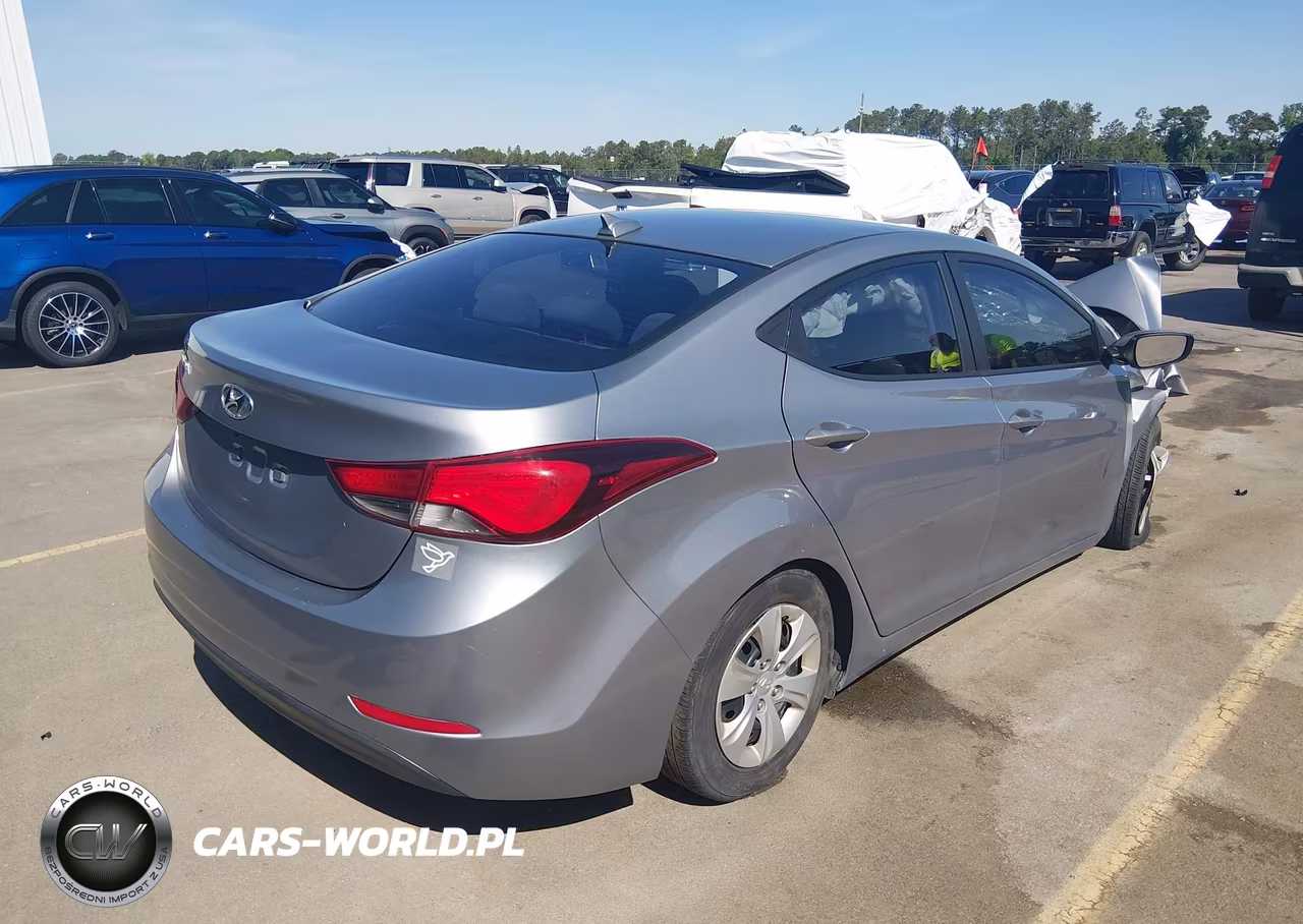 2016 Hyundai Elantra Se VIN:5NPDH4AE2GH710686 - 4