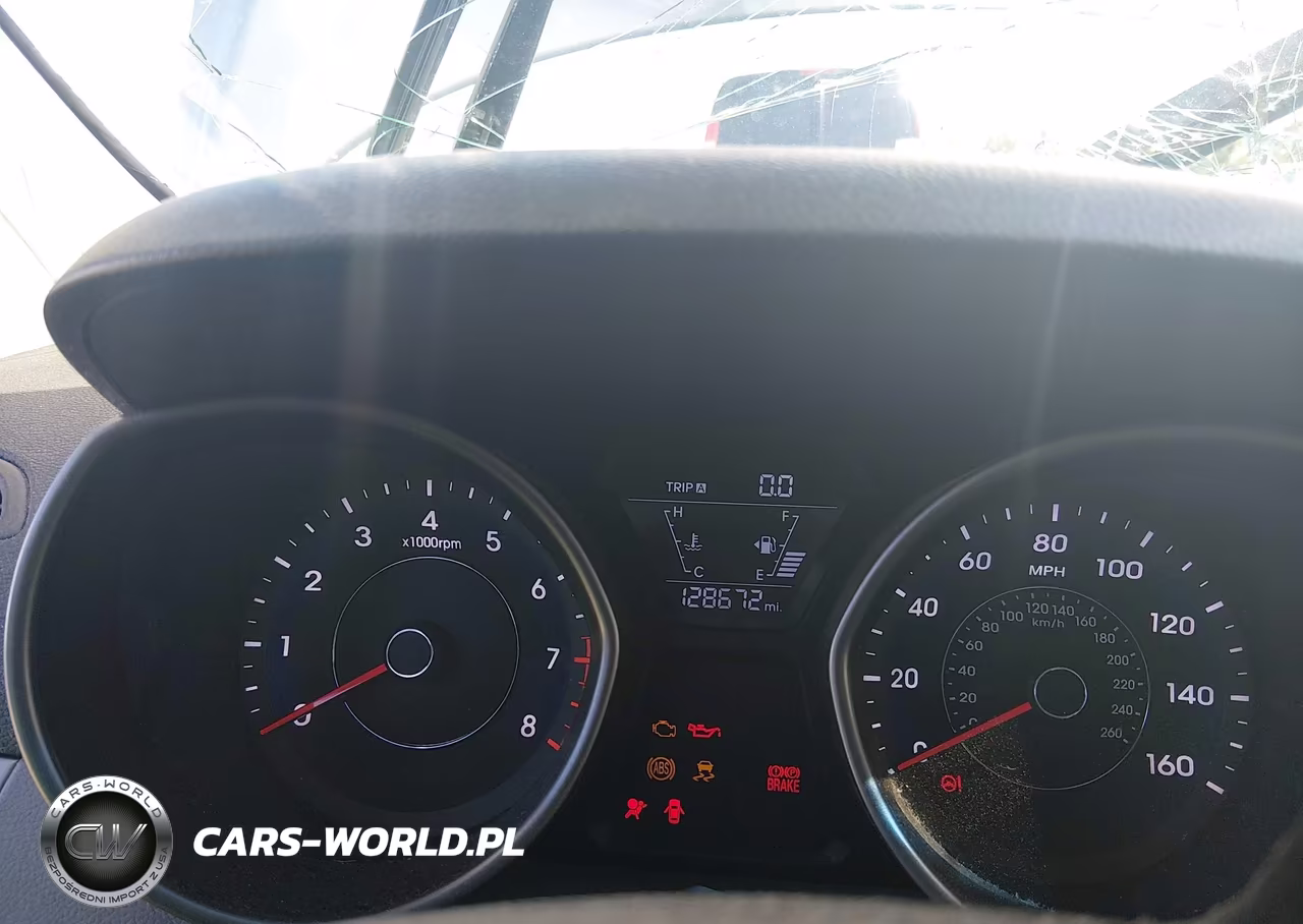 2016 Hyundai Elantra Se VIN:5NPDH4AE2GH710686 - 7