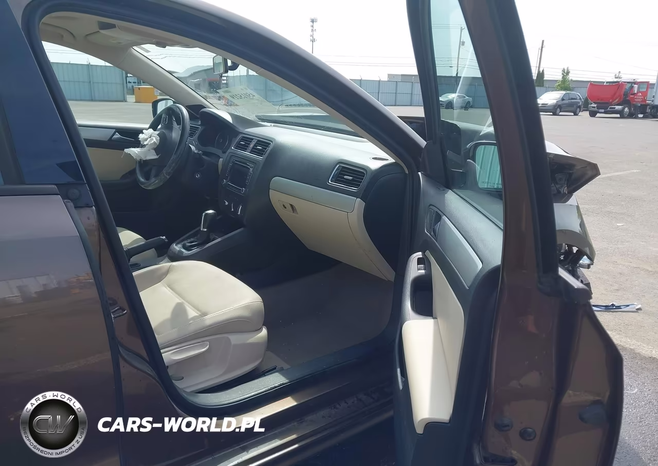 2012 Volkswagen Jetta 2.0L Tdi VIN:3VWLL7AJ3CM387839 - 5