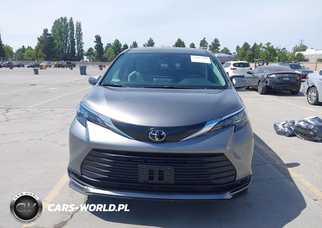 2026 Toyota Sienna Le VIN:5TDKRKECXTS301681 - 12
