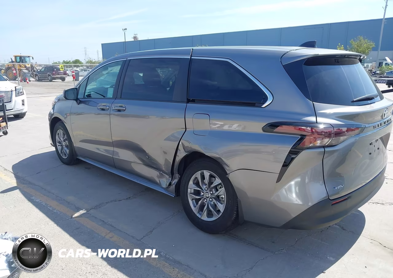 2026 Toyota Sienna Le VIN:5TDKRKECXTS301681 - 3