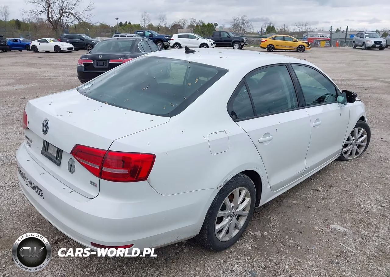 2015 Volkswagen Jetta 1.8T Se VIN:3VWD17AJ3FM352782 - 4