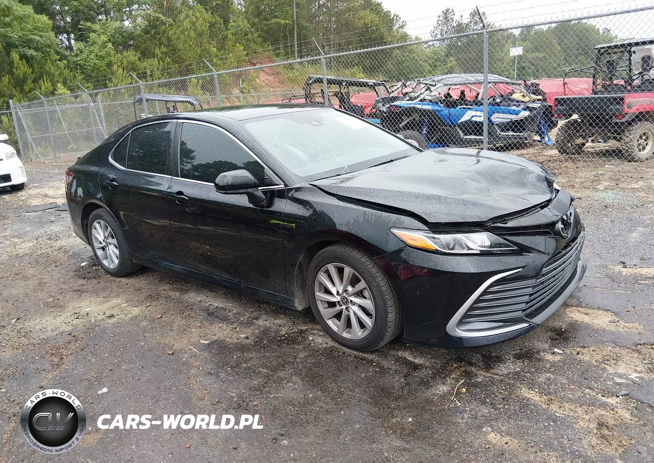 2021 Toyota Camry Le