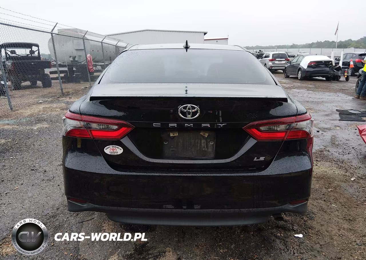 2021 Toyota Camry Le VIN:4T1C11AK0MU581378 - 16