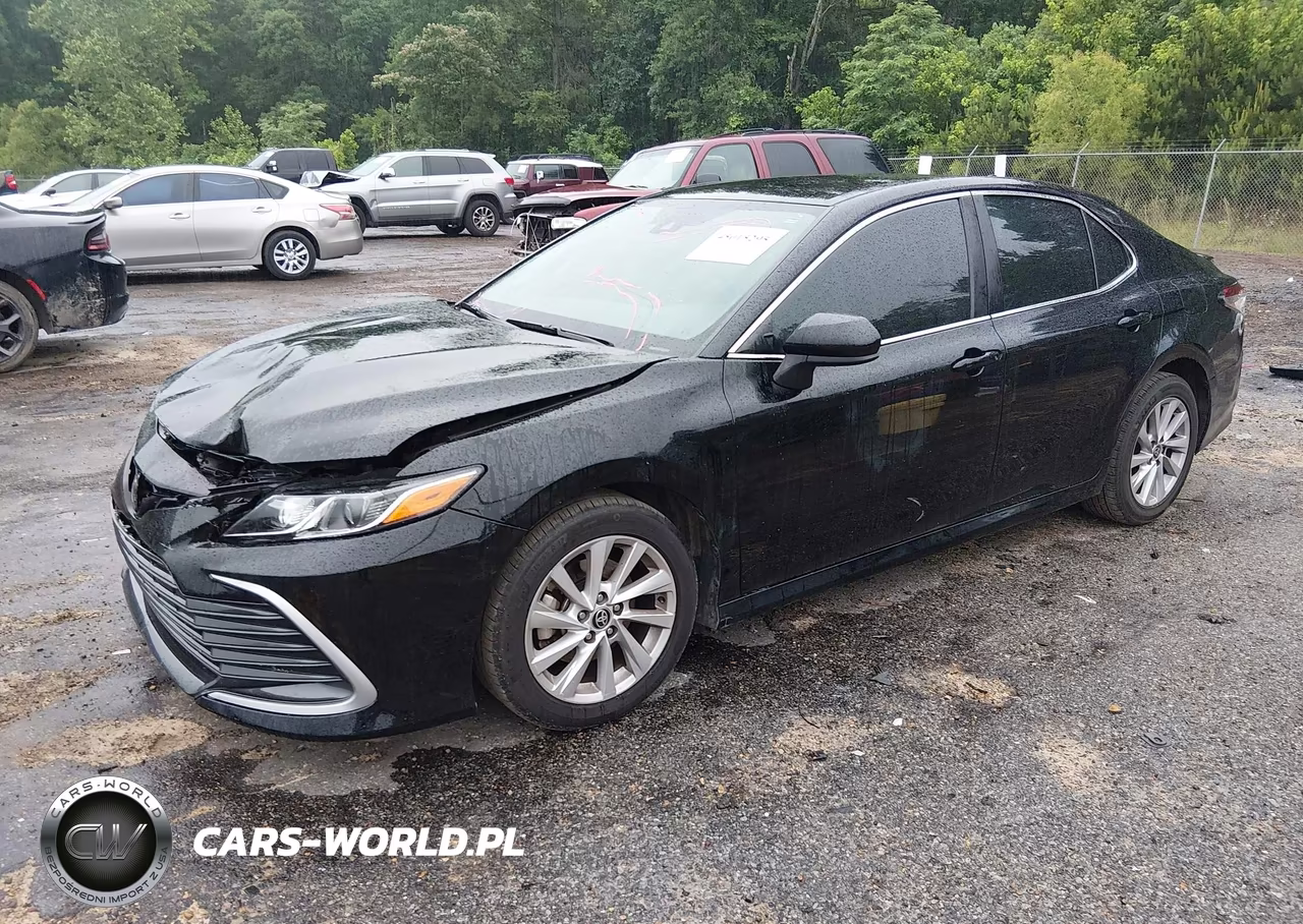 2021 Toyota Camry Le VIN:4T1C11AK0MU581378 - 2
