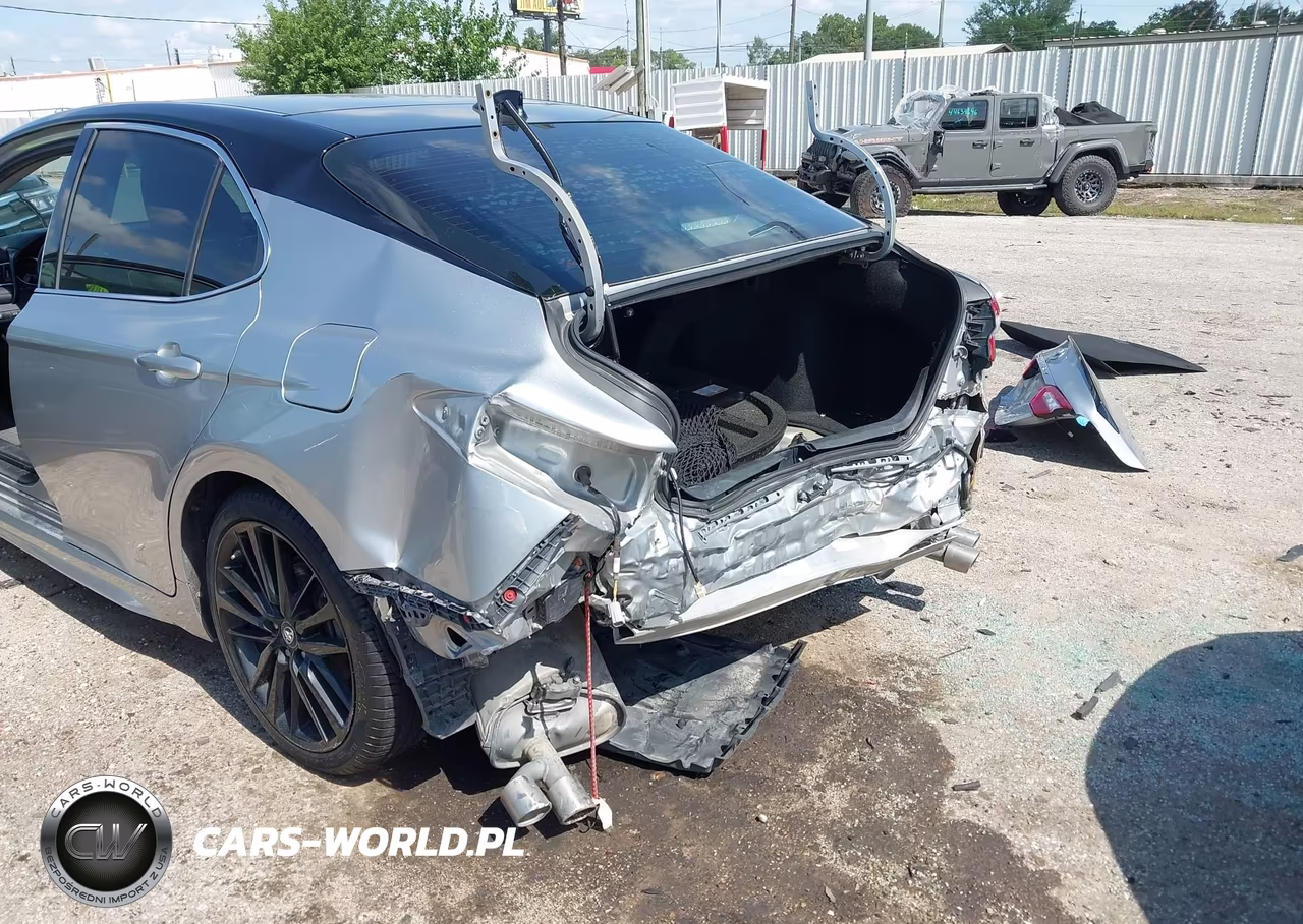 2018 Toyota Camry Xse V6 VIN:4T1BZ1HKXJU002984 - 6