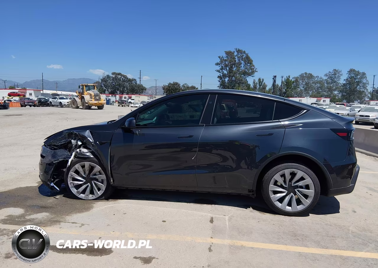 2026 Tesla Model Y Premium Rear-Wheel Drive-Rear-Wheel Drive VIN:7SAYGDED3TF445438 - 13