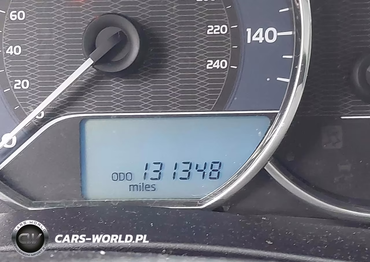 2016 Toyota Corolla Le VIN:5YFBURHE3GP462845 - 14