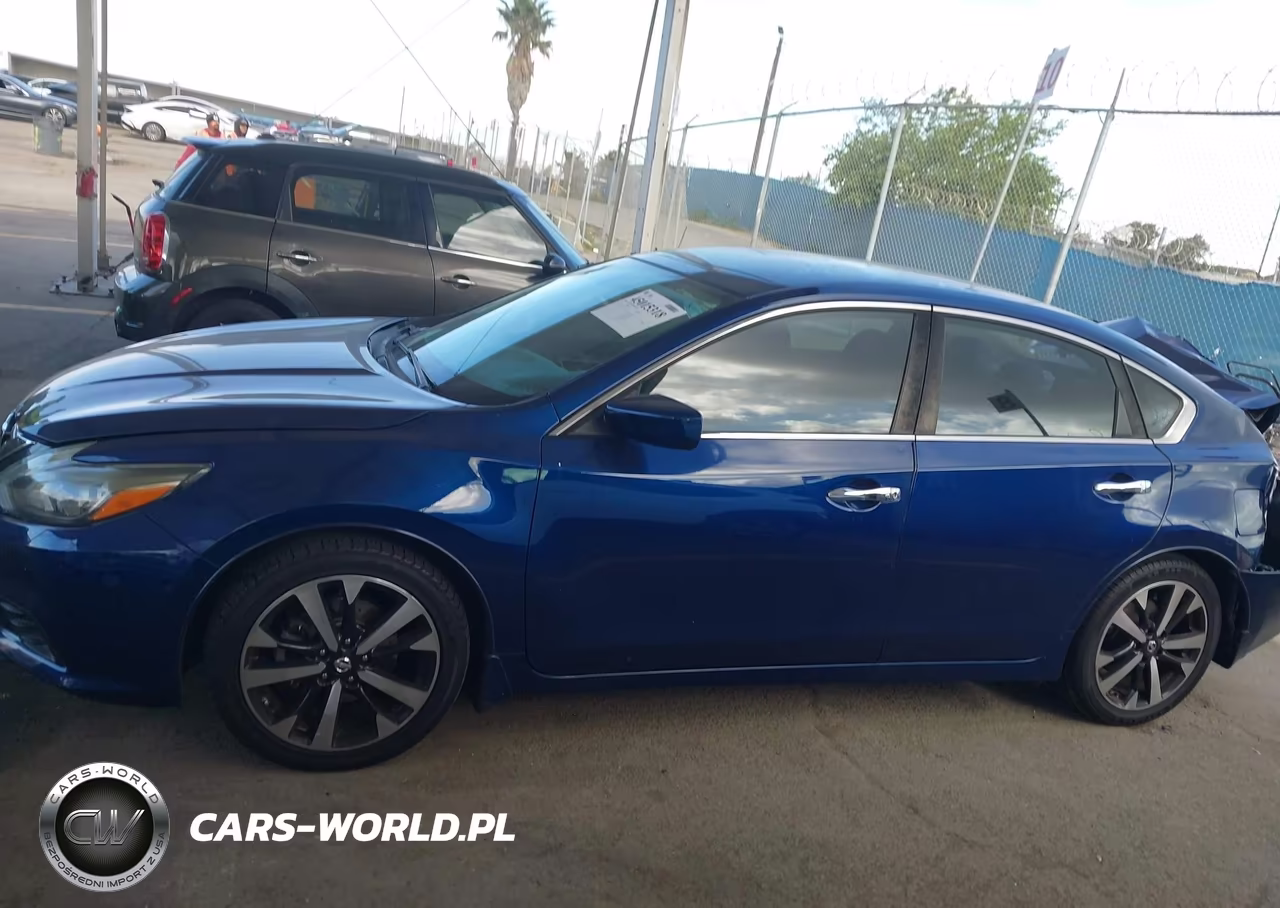 2018 Nissan Altima 2.5 Sr VIN:1N4AL3AP4JC120558 - 14