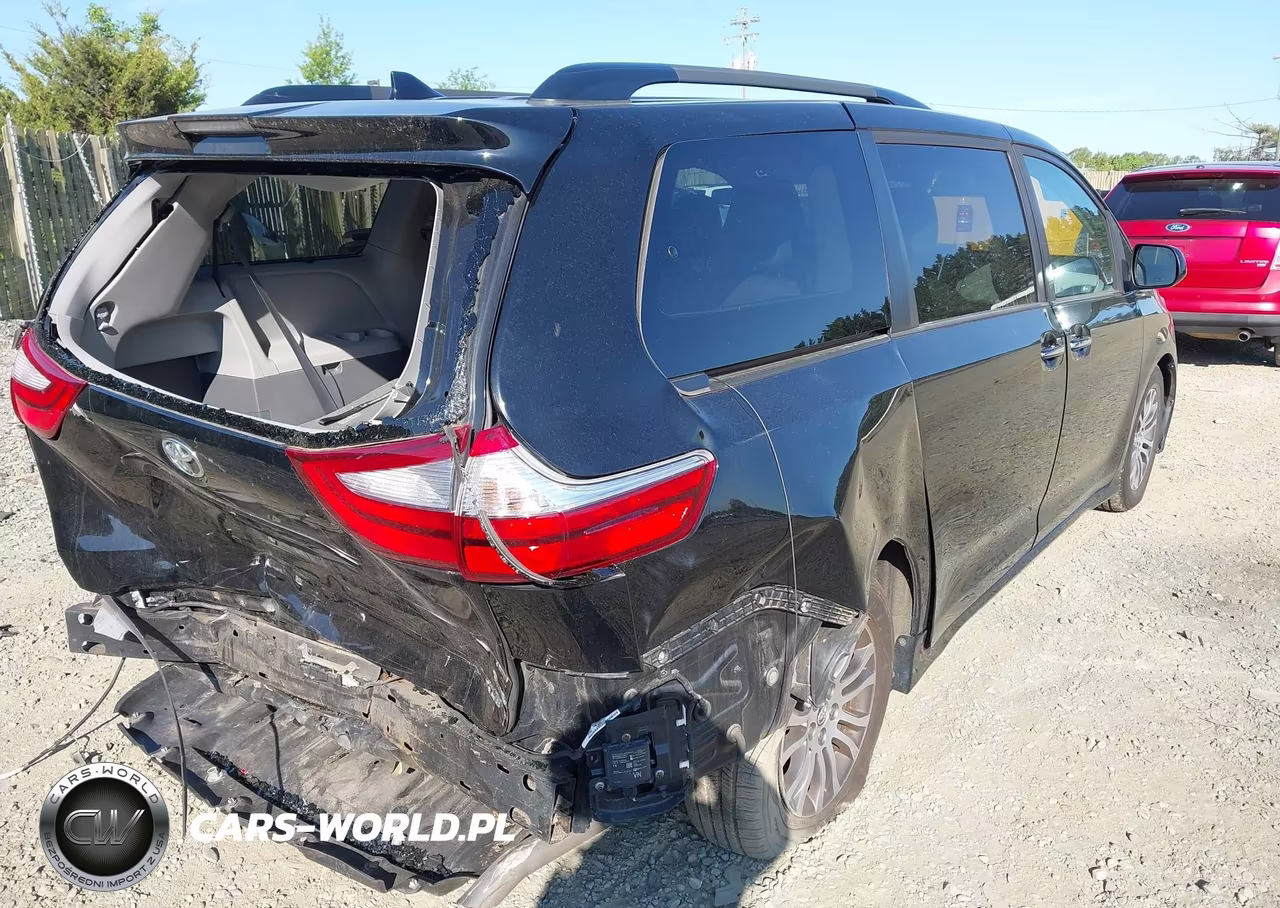 2019 Toyota Sienna Xle Premium 8 Passenger VIN:5TDYZ3DC3KS019642 - 4