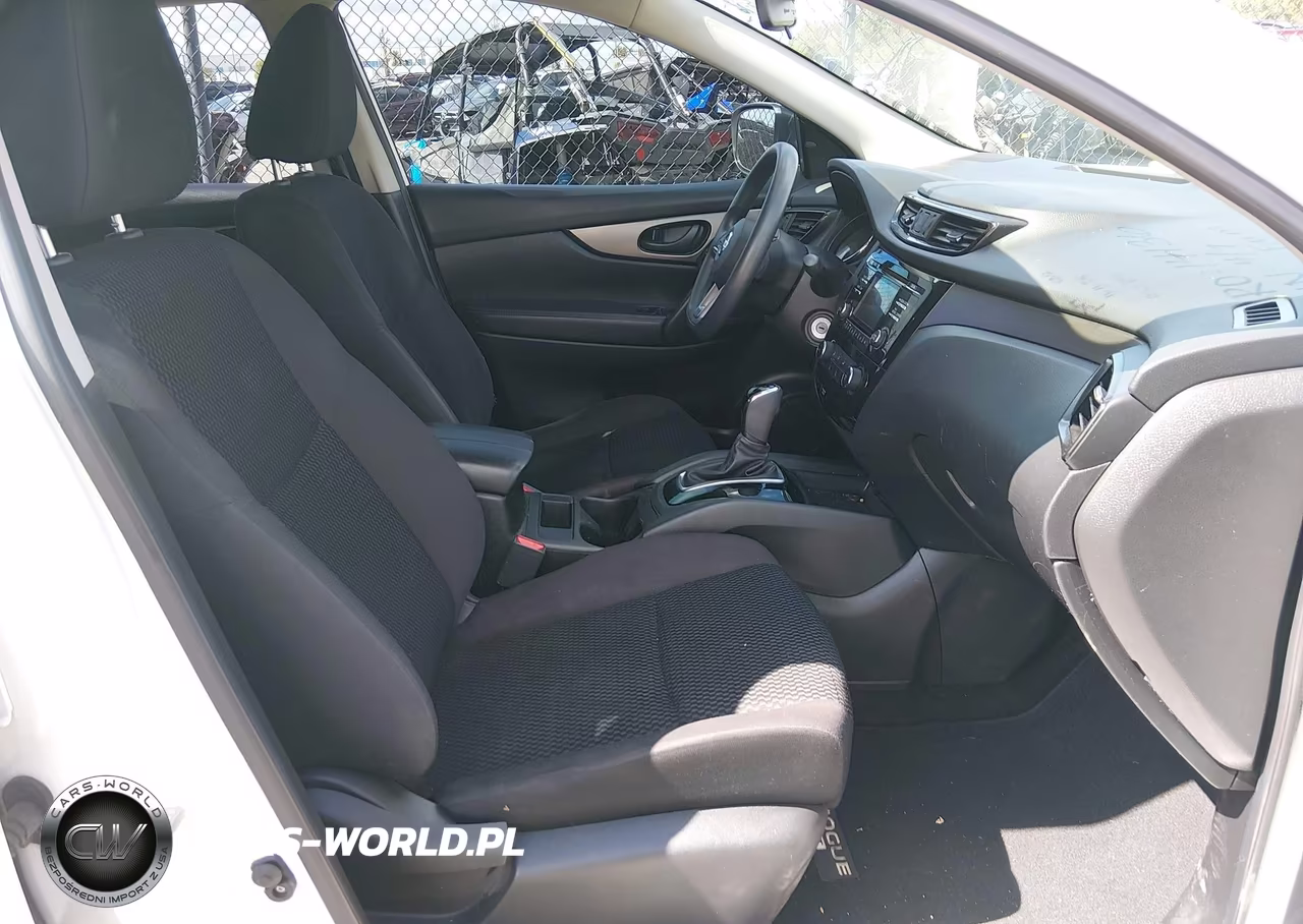 2018 Nissan Rogue Sport S VIN:JN1BJ1CP0JW153399 - 5